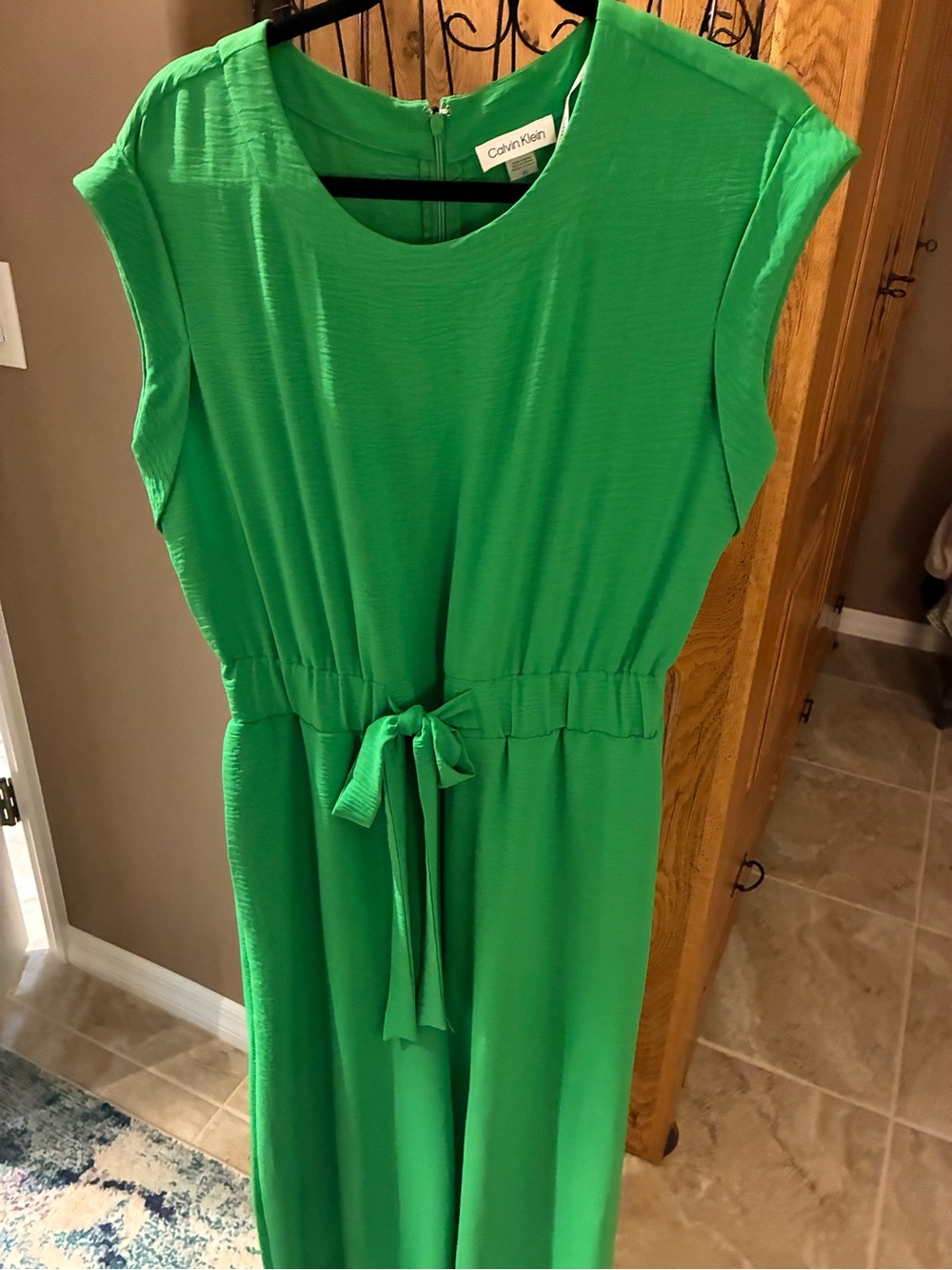 Calvin Klein Women’s Bright Green Tie-Waist Casual Dress